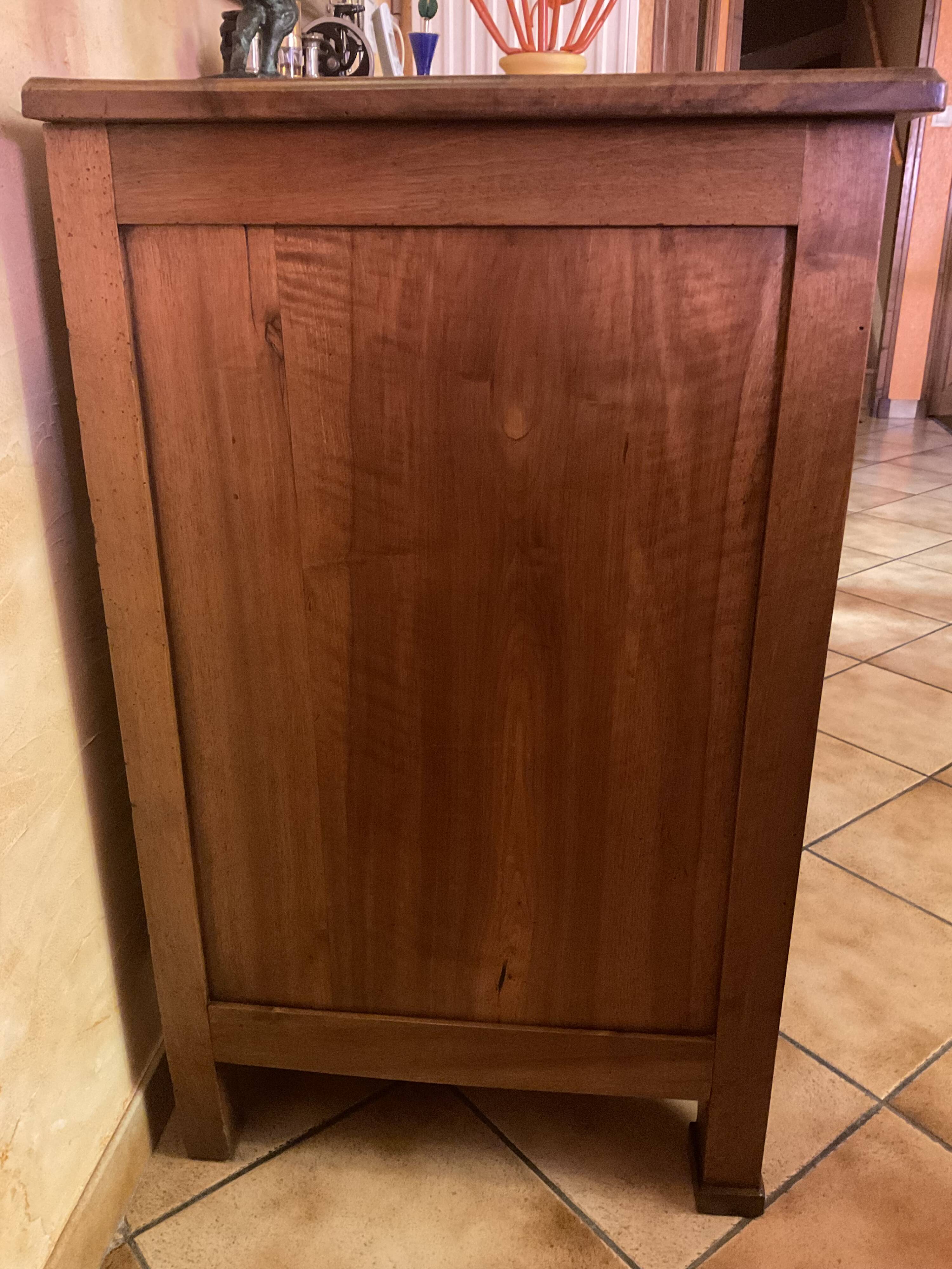 Louis-Philippe walnut chest of drawers