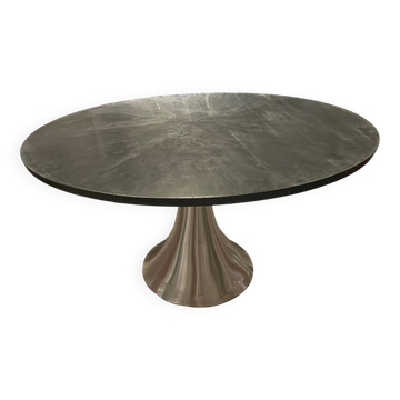 Round black top table with metal legs KARE design