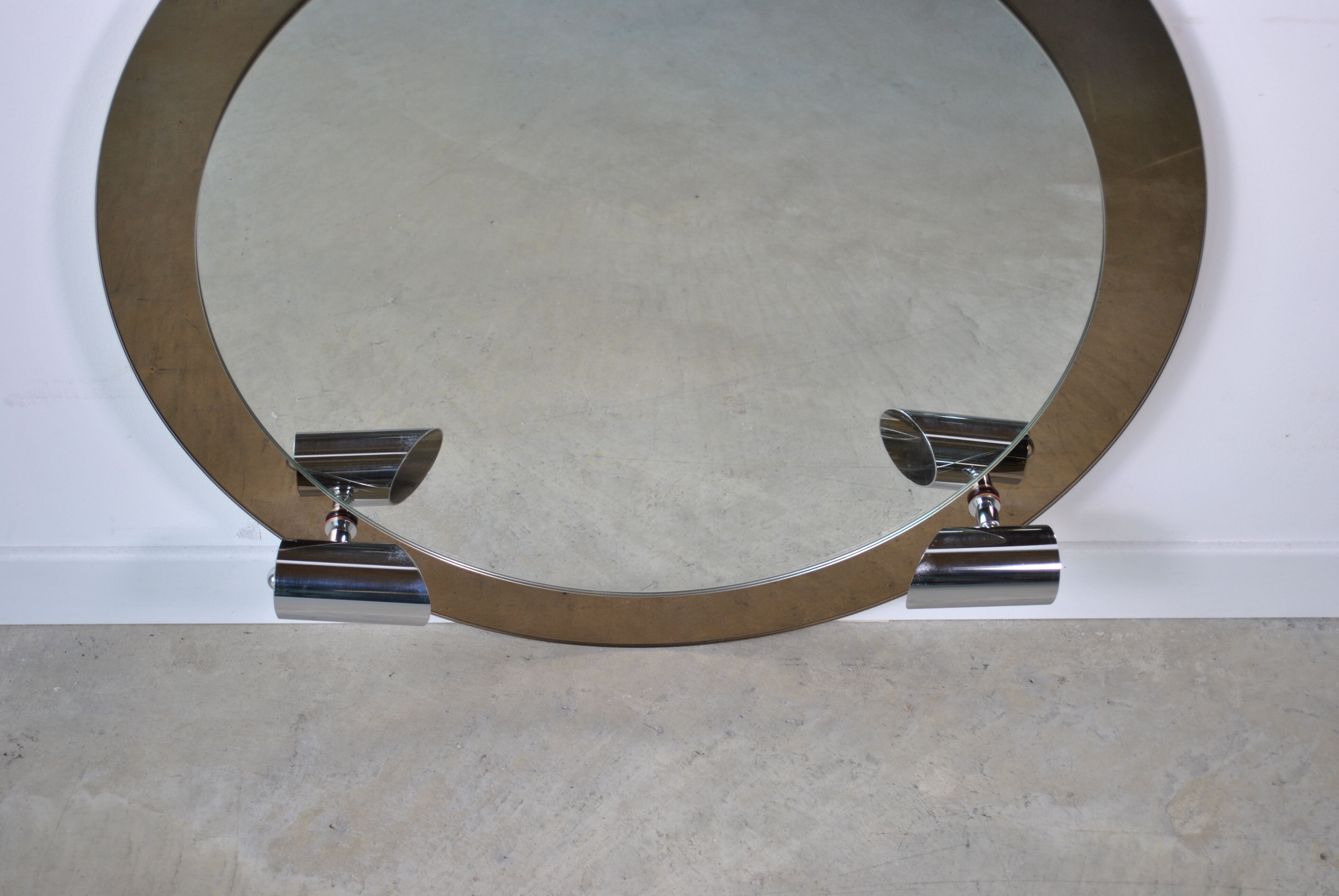 Bathroom mirror year 70