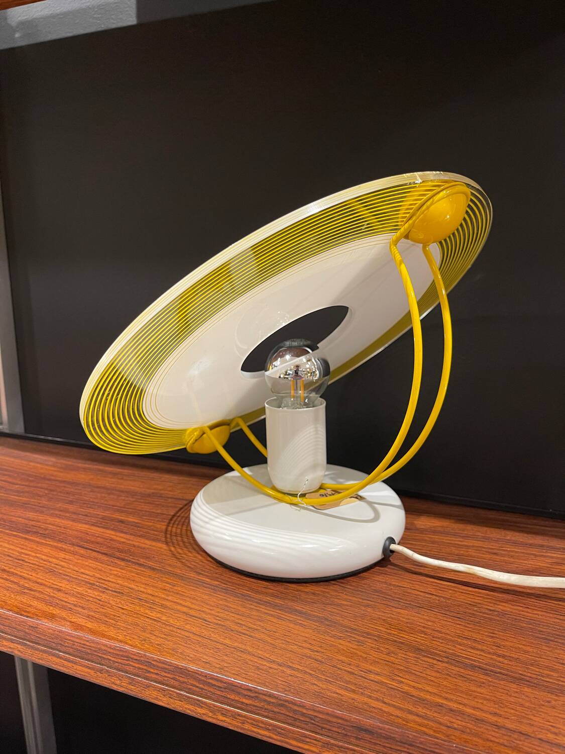 Italian design lamp 1980