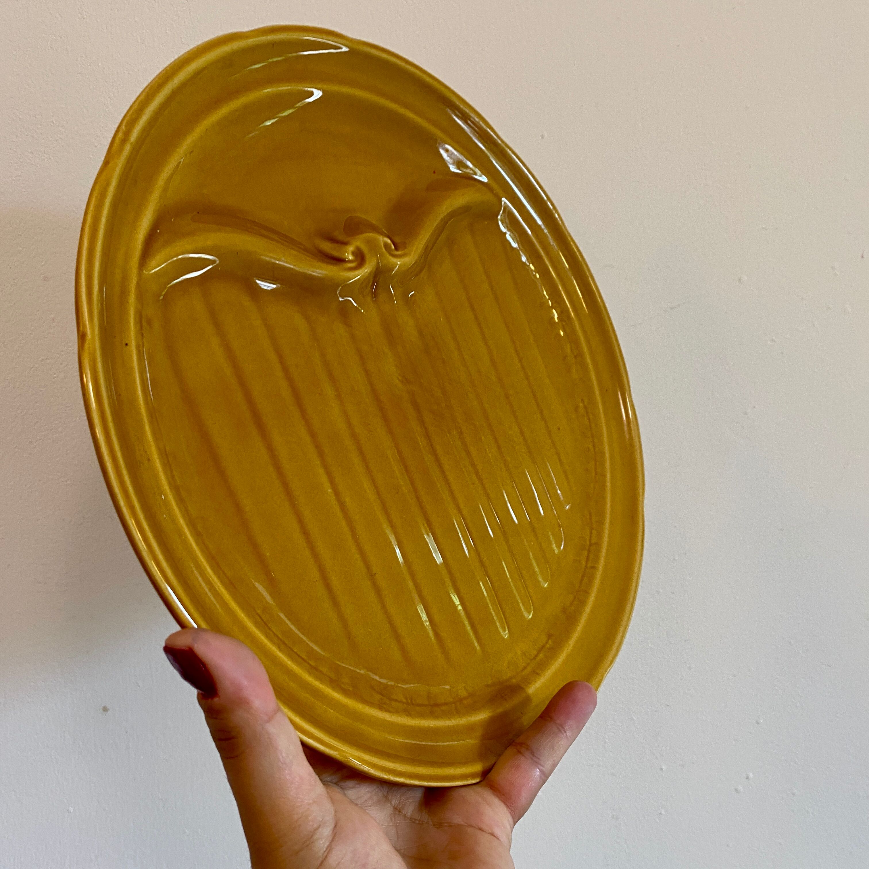 Vintage asparagus service from Gien