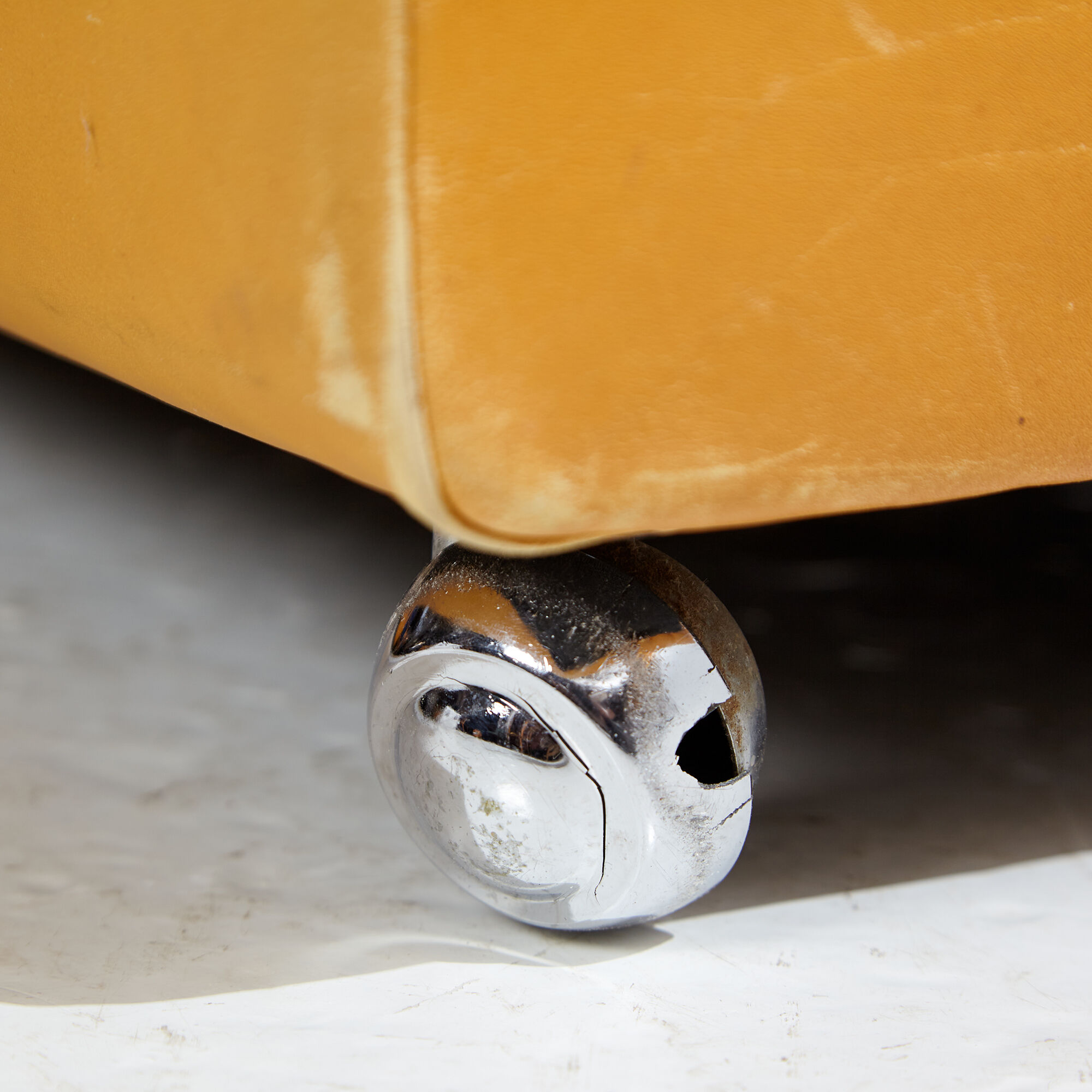 Modular leather sofa set