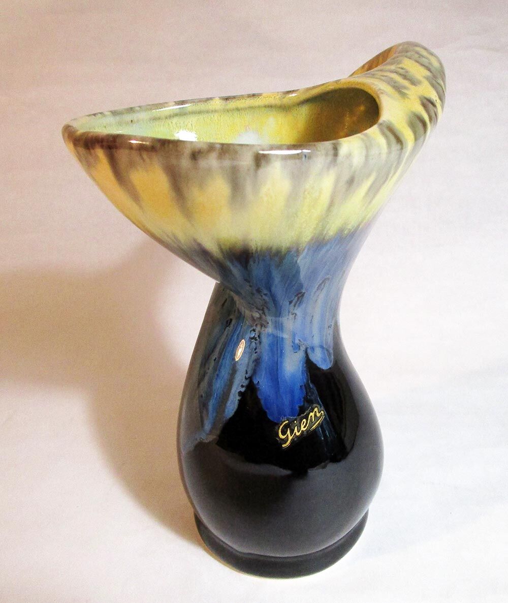 Vase with twisted handle