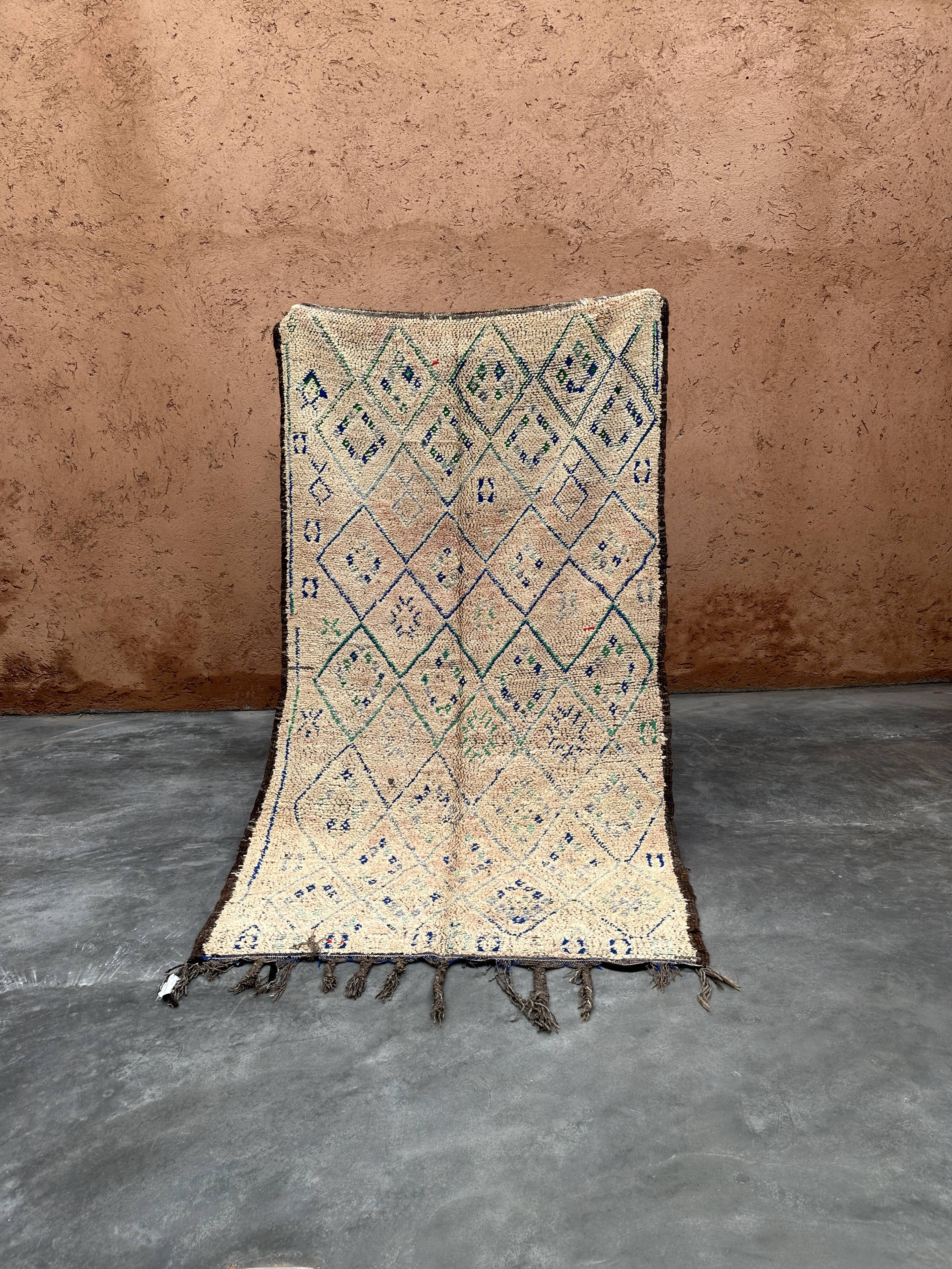 Moroccan carpet - 142 x 256 cm