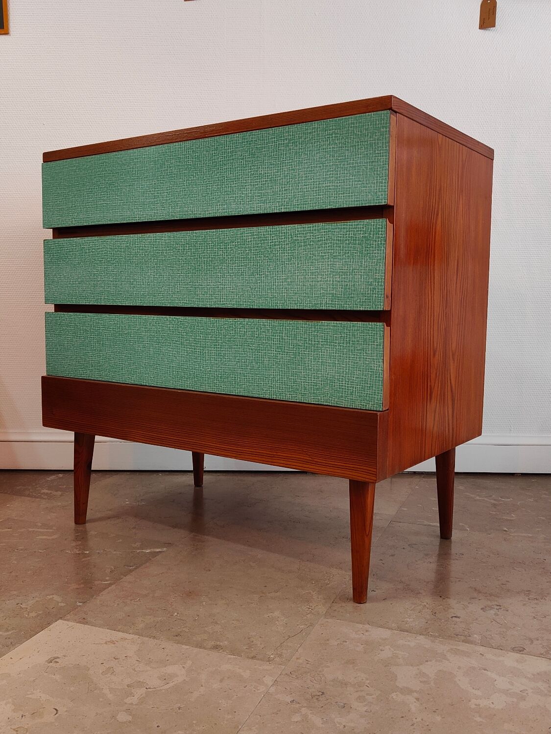 Commode Tchèque bois et formica vert d'eau