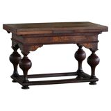 Extendable oak table with marquetry, Baroque, Danish cabinetmaker, 19th century.
