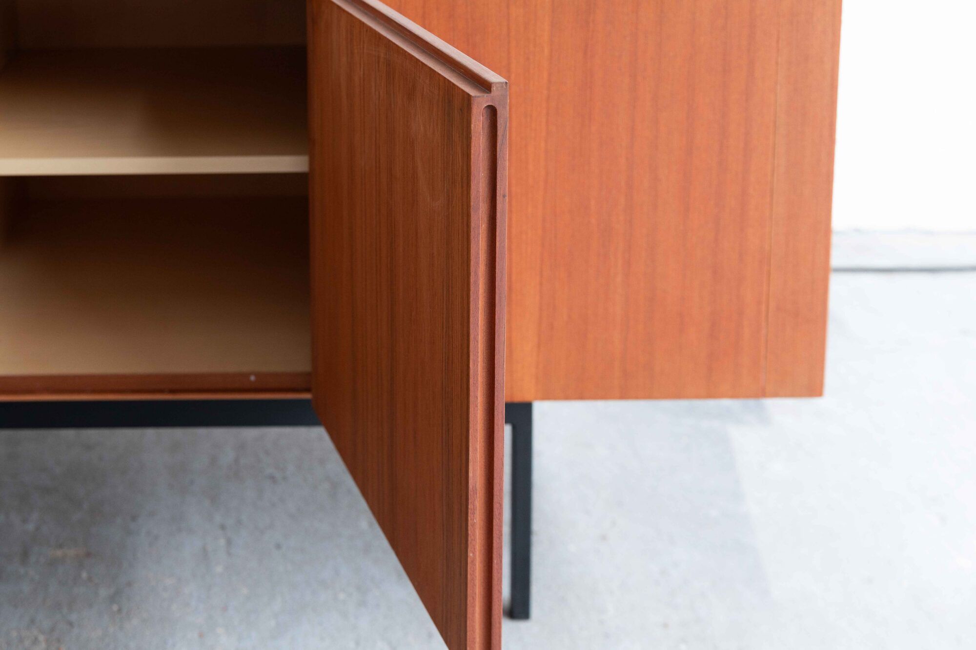 Buffet 'B20' by Dieter Waeckerlin