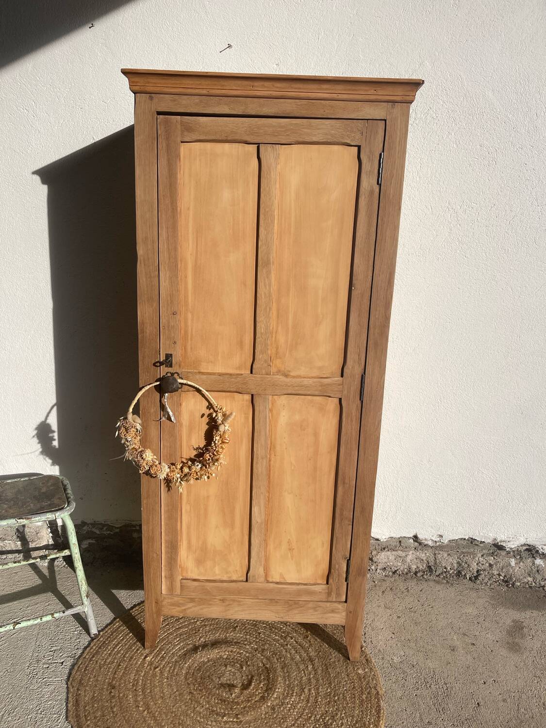 Wardrobe / bonnetière