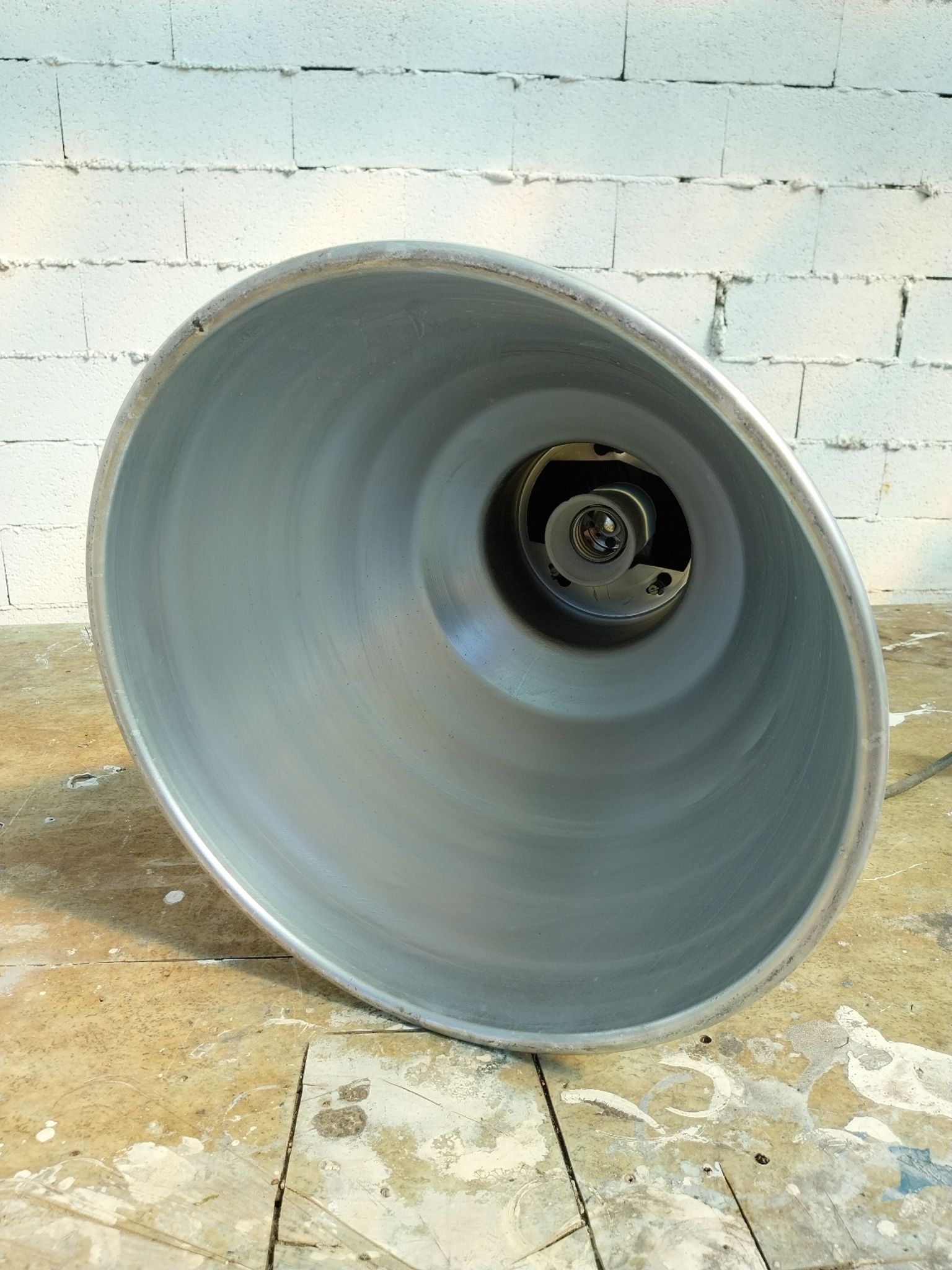 Philips industrial lamp
