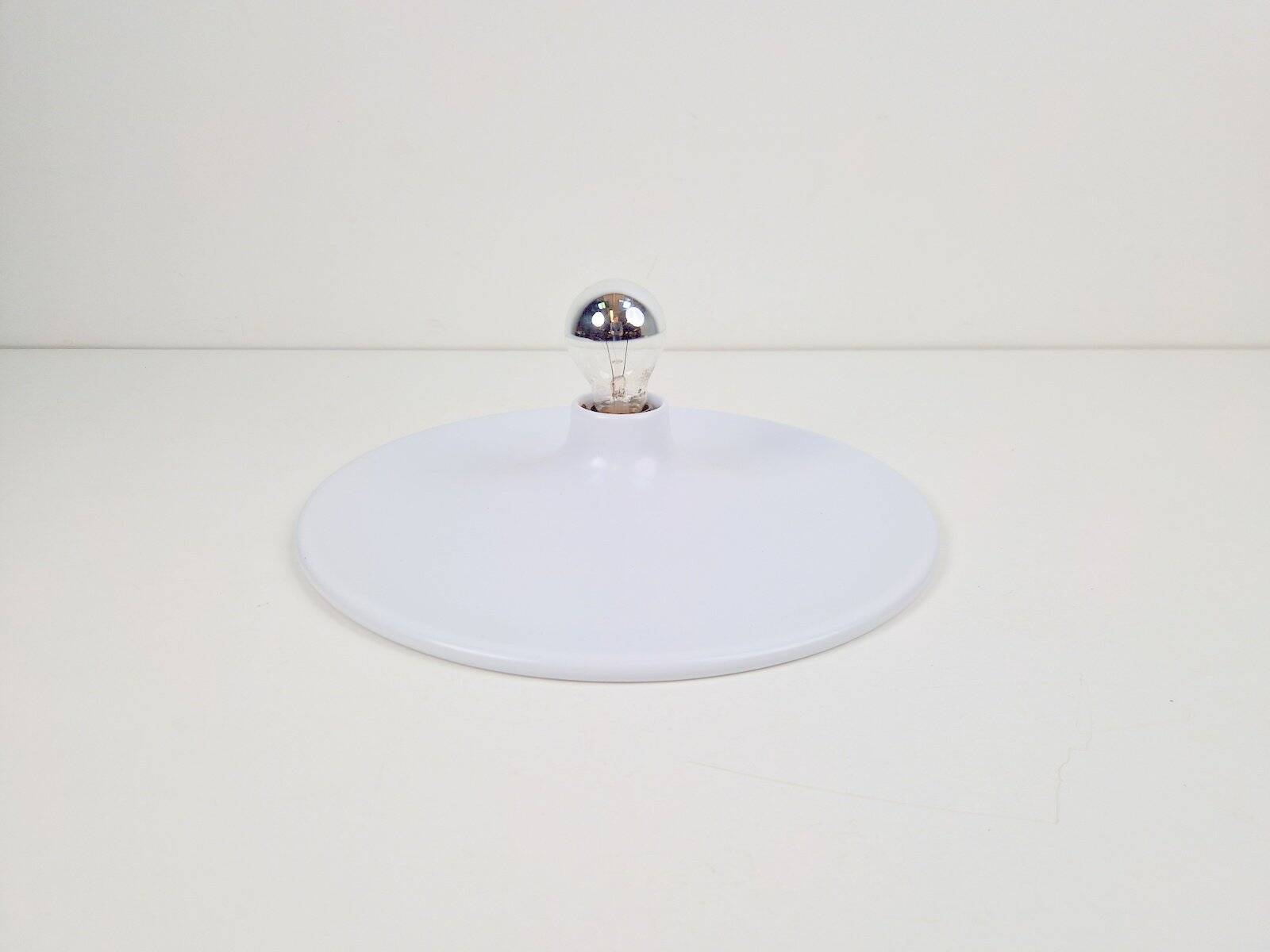 Vintage White UFO Disc Wall Lamps from Targetti Sankey, 1970s, Set of 4