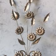 Wall lamp golden metal flowers