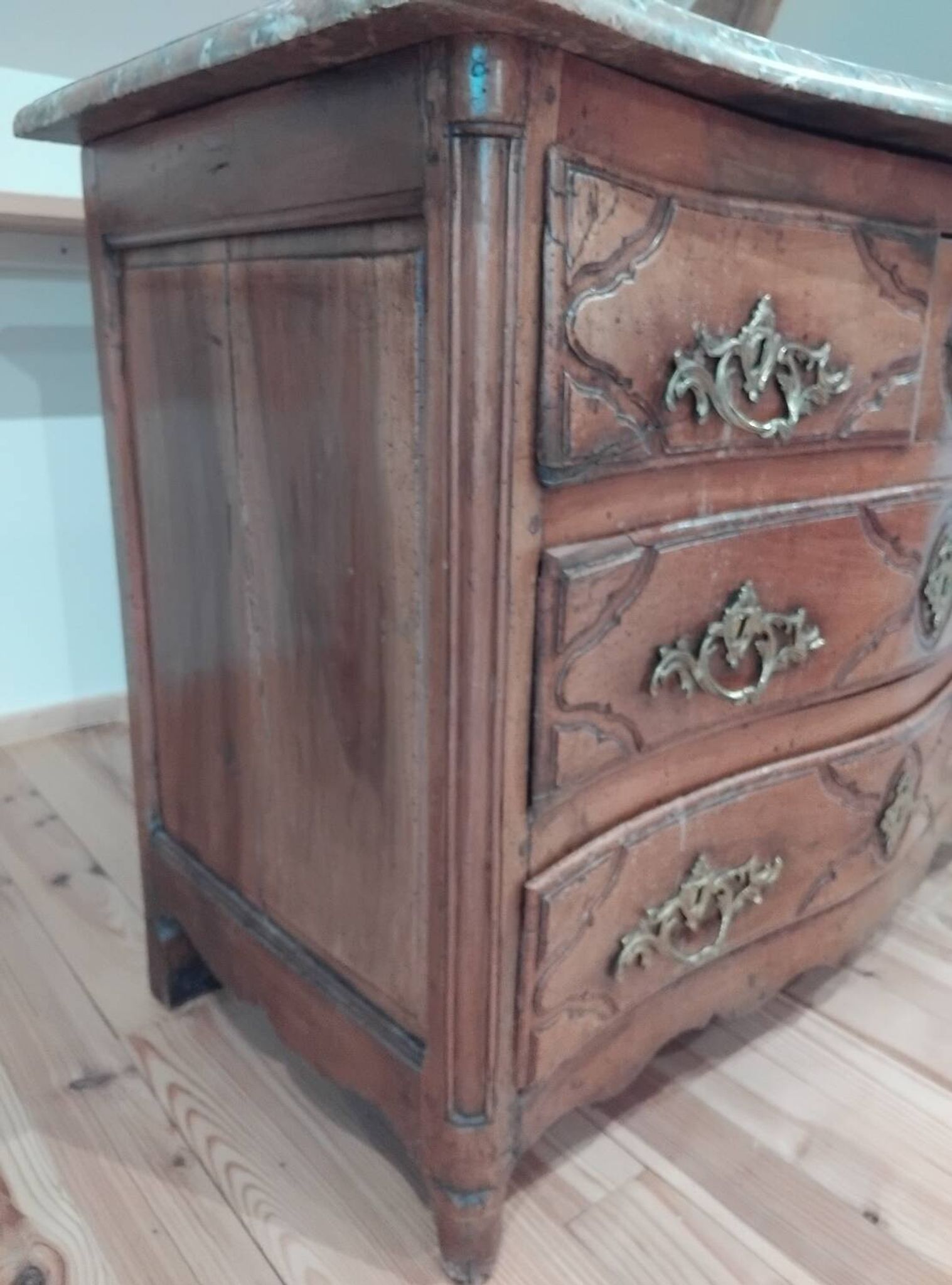 Ancienne Commode Style Louis XV