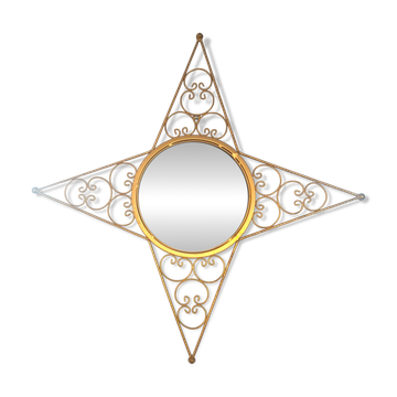 Miroir étoile doré en métal – décoration murale de charme