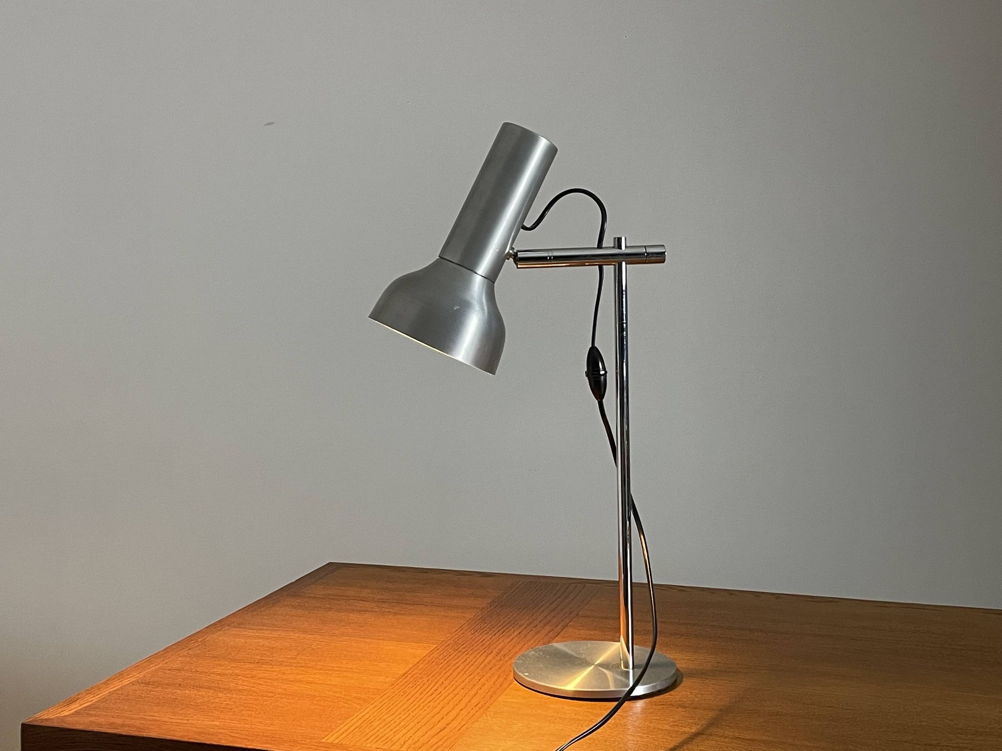 Lampe de bureau en métal des années 1970