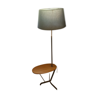 Floorlamp with wooden tablet