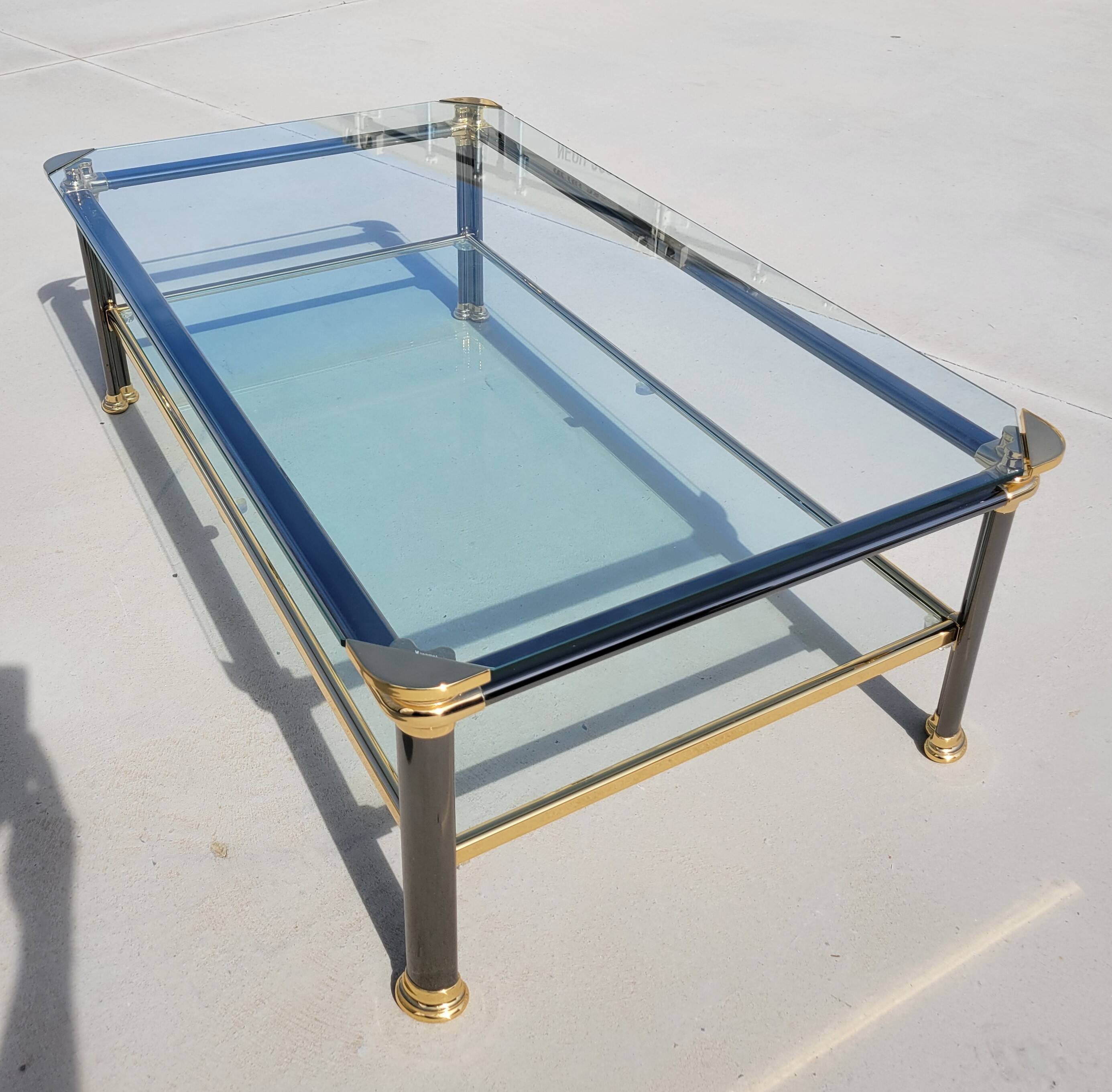 Vintage glass and brass coffee table from the 70s and 80s, Italian design
