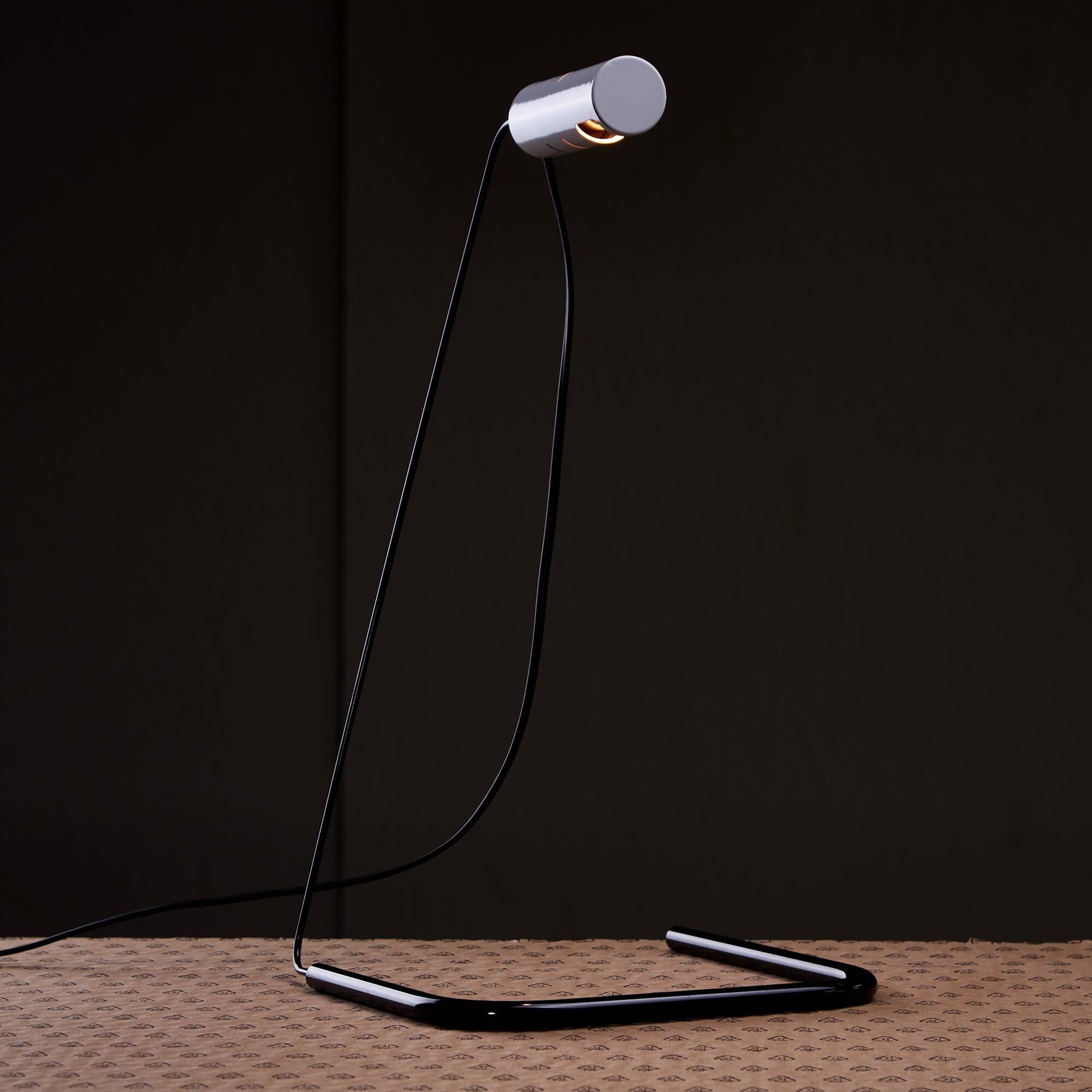 Slalom Desk Lamp by Vico Magistretti for Oluce, 1980s