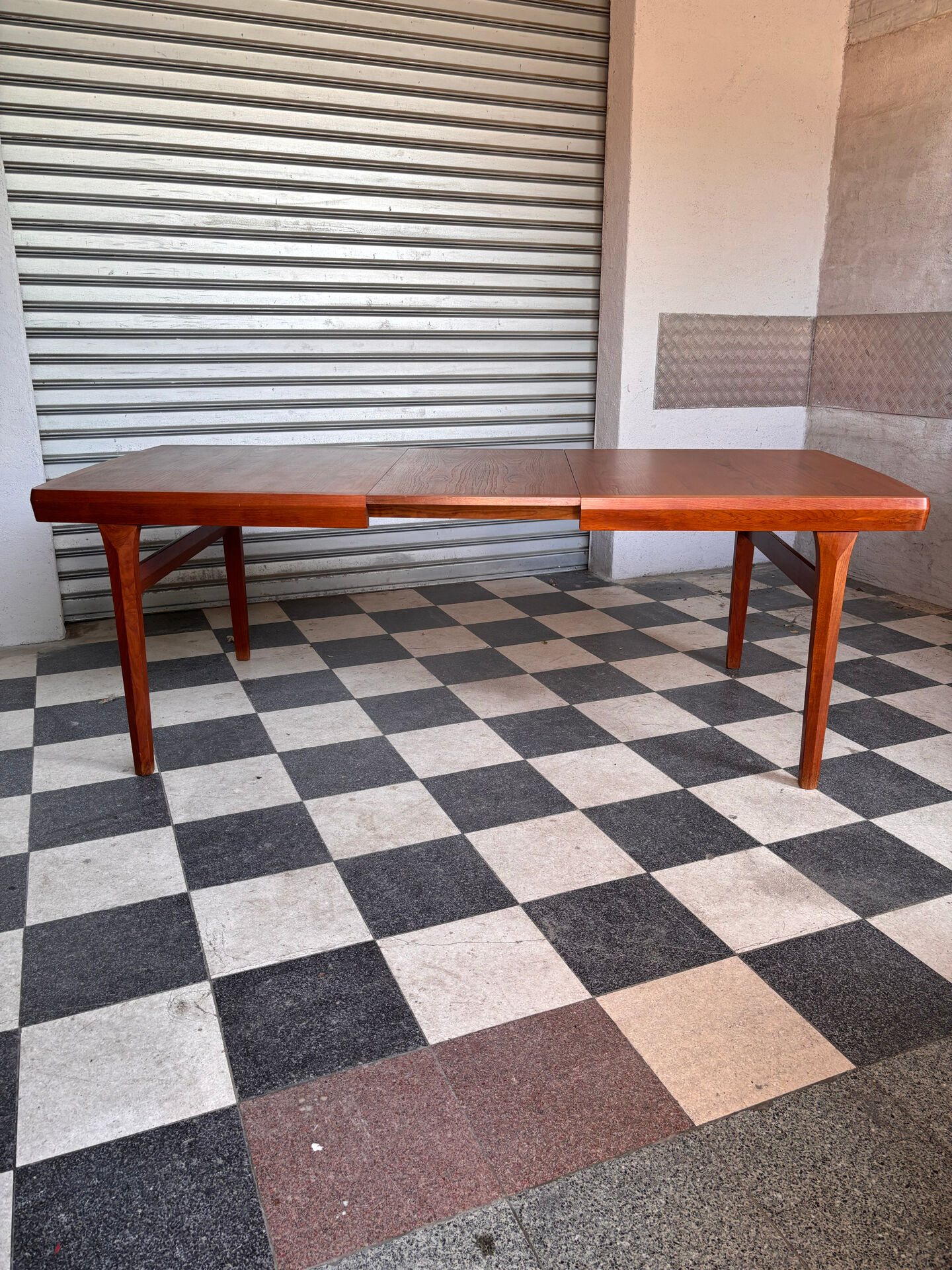 Table scandinave en teck