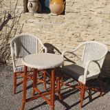 Wicker lounge