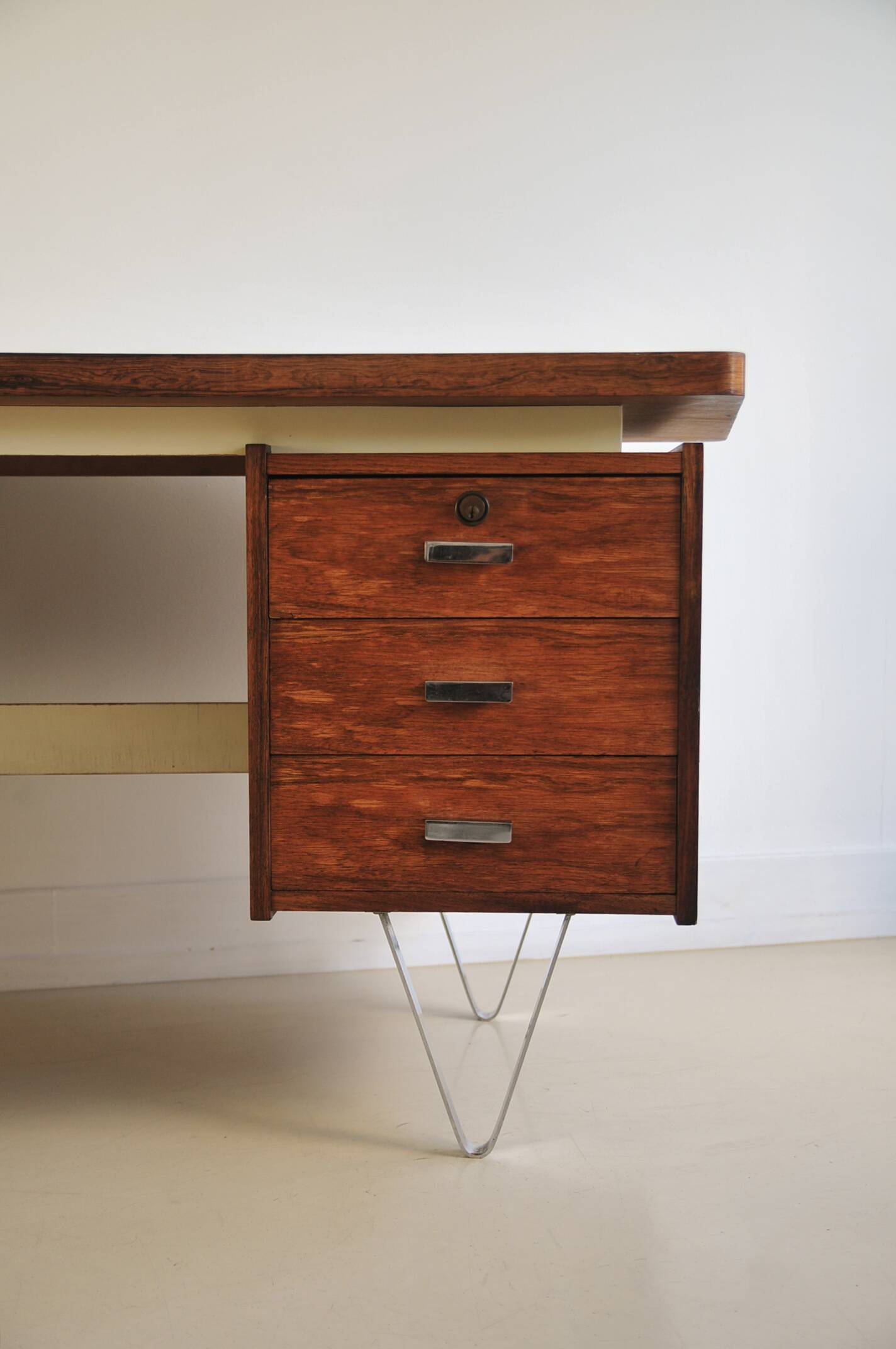 vintage boomerang desk Pastoe