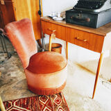 Pink fringed velvet heater