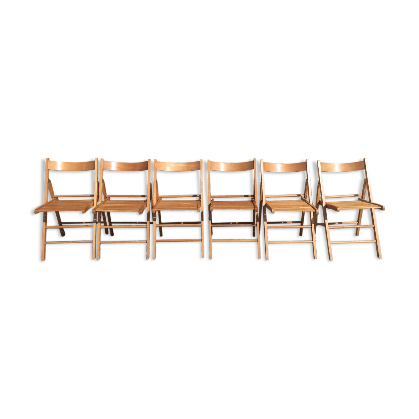 6 Folding wooden chairs