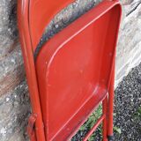 Red metal folding chair, 80s/90s