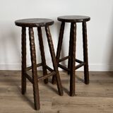 Duo de tabourets hauts ciselés brutalistes