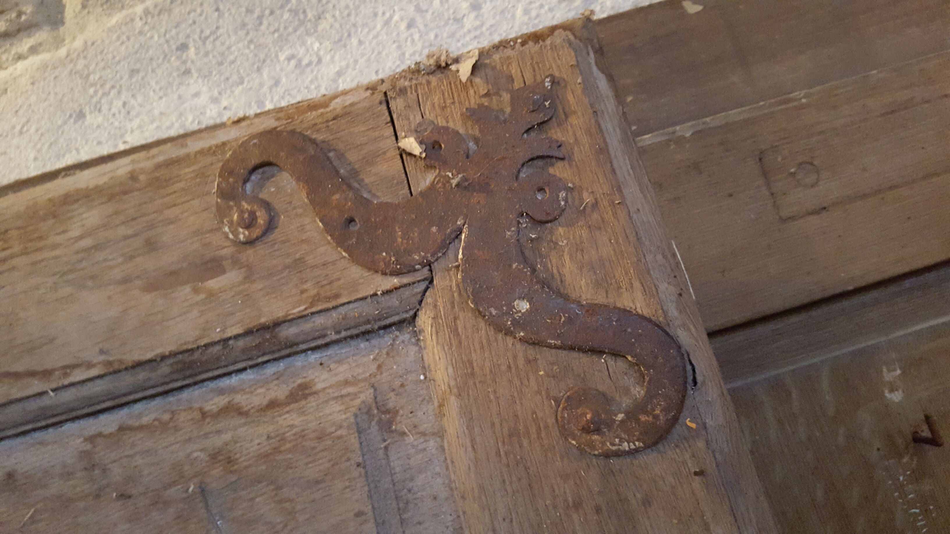 Old door eighteenth coffered fittings
