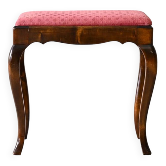 Scandinavian red stool