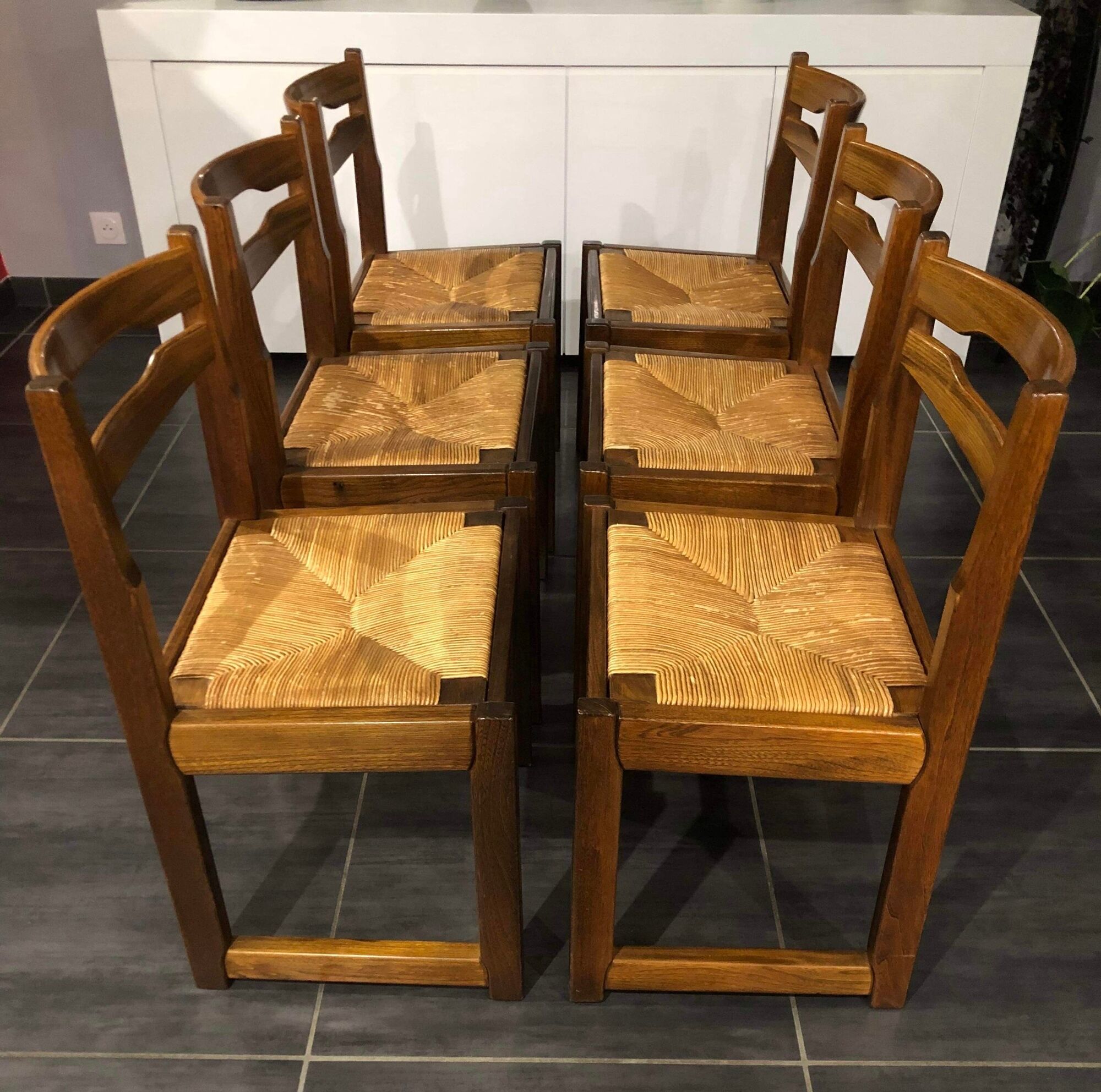Suite of 6 sled chairs from the house revival 1970s