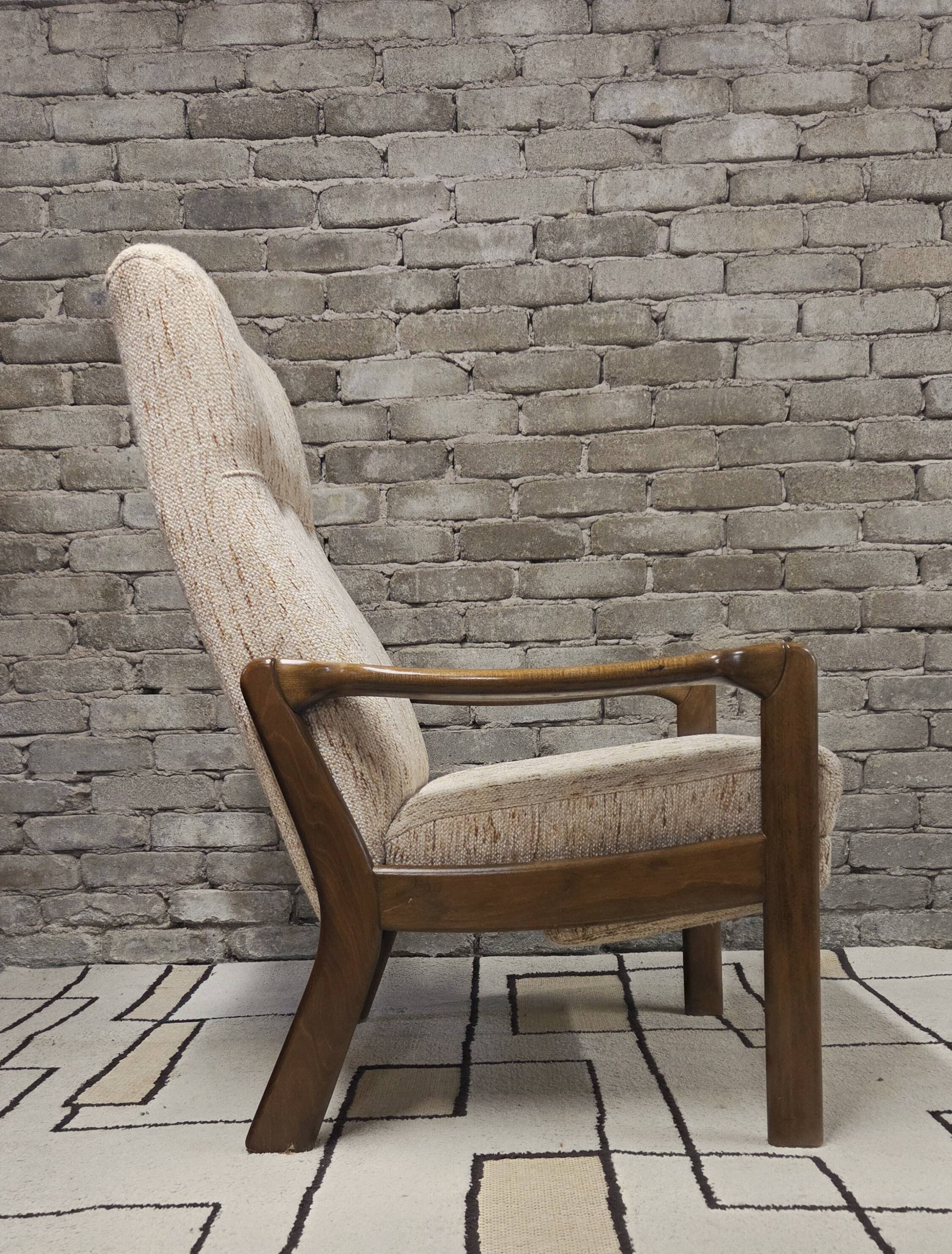 Vintage Scandinavian reclining armchair in curved wood – 1960s/70s