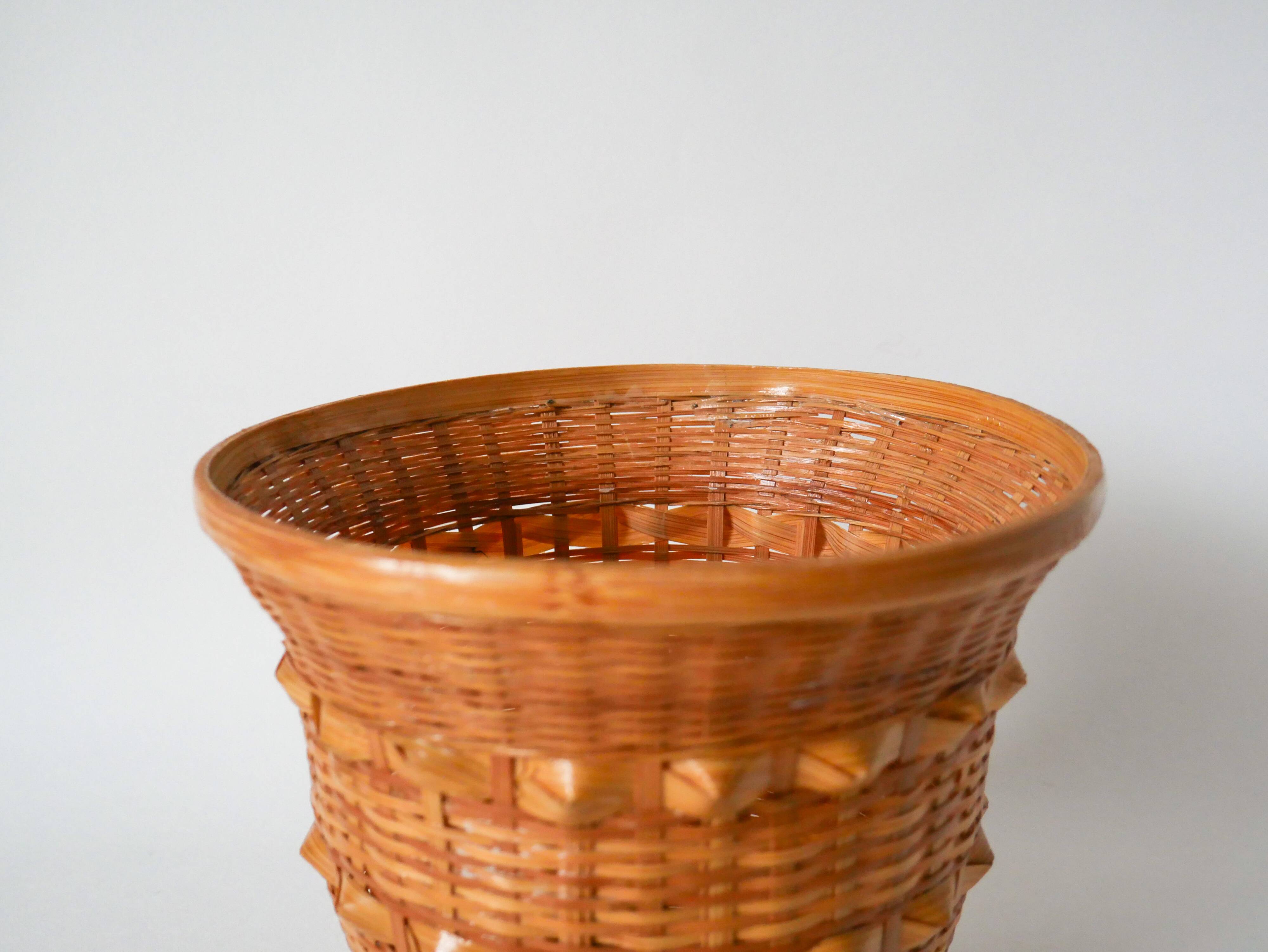 curved wicker plant pot 17 x 20 cm