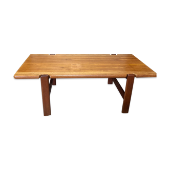 Scandinavian coffee table in solid teak from the 1970s.