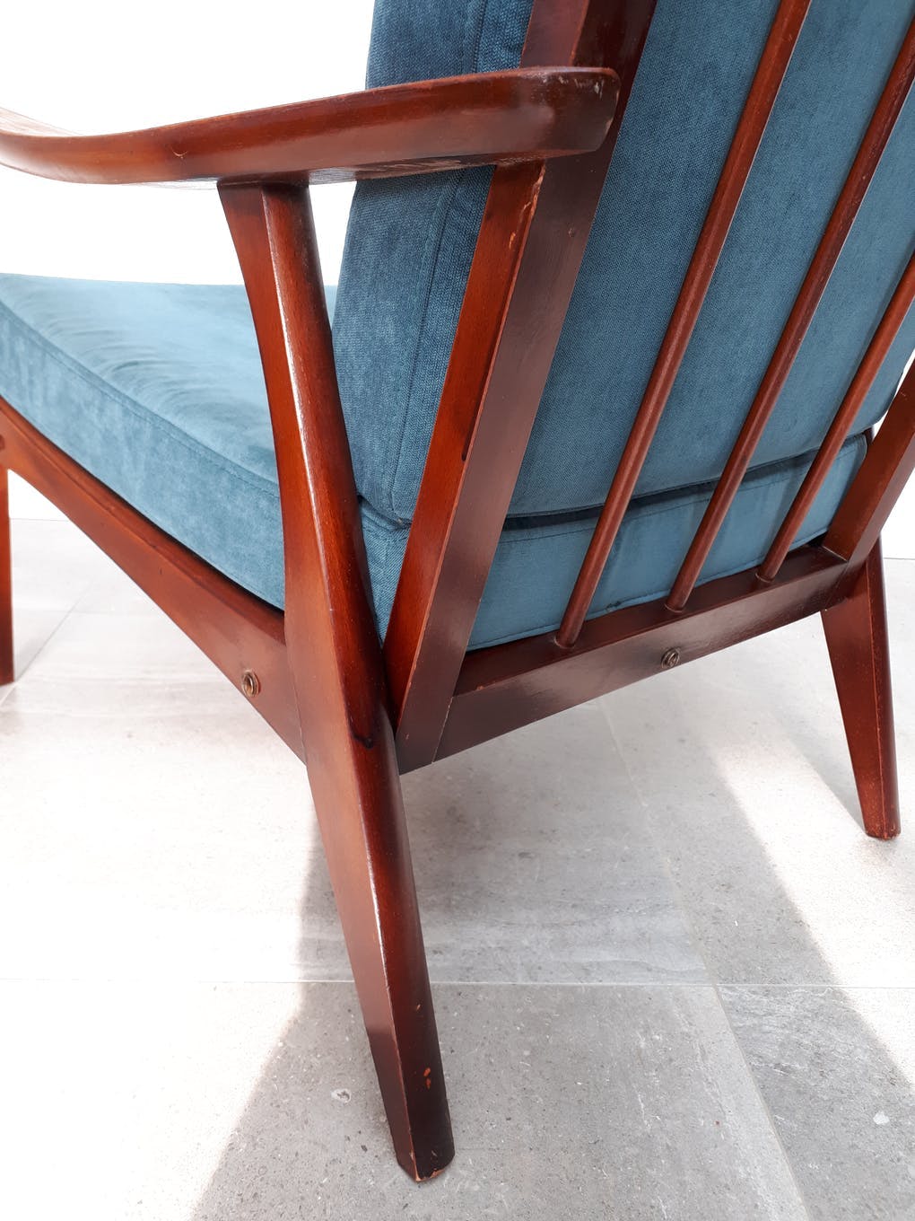 Scandinavian style armchair 60