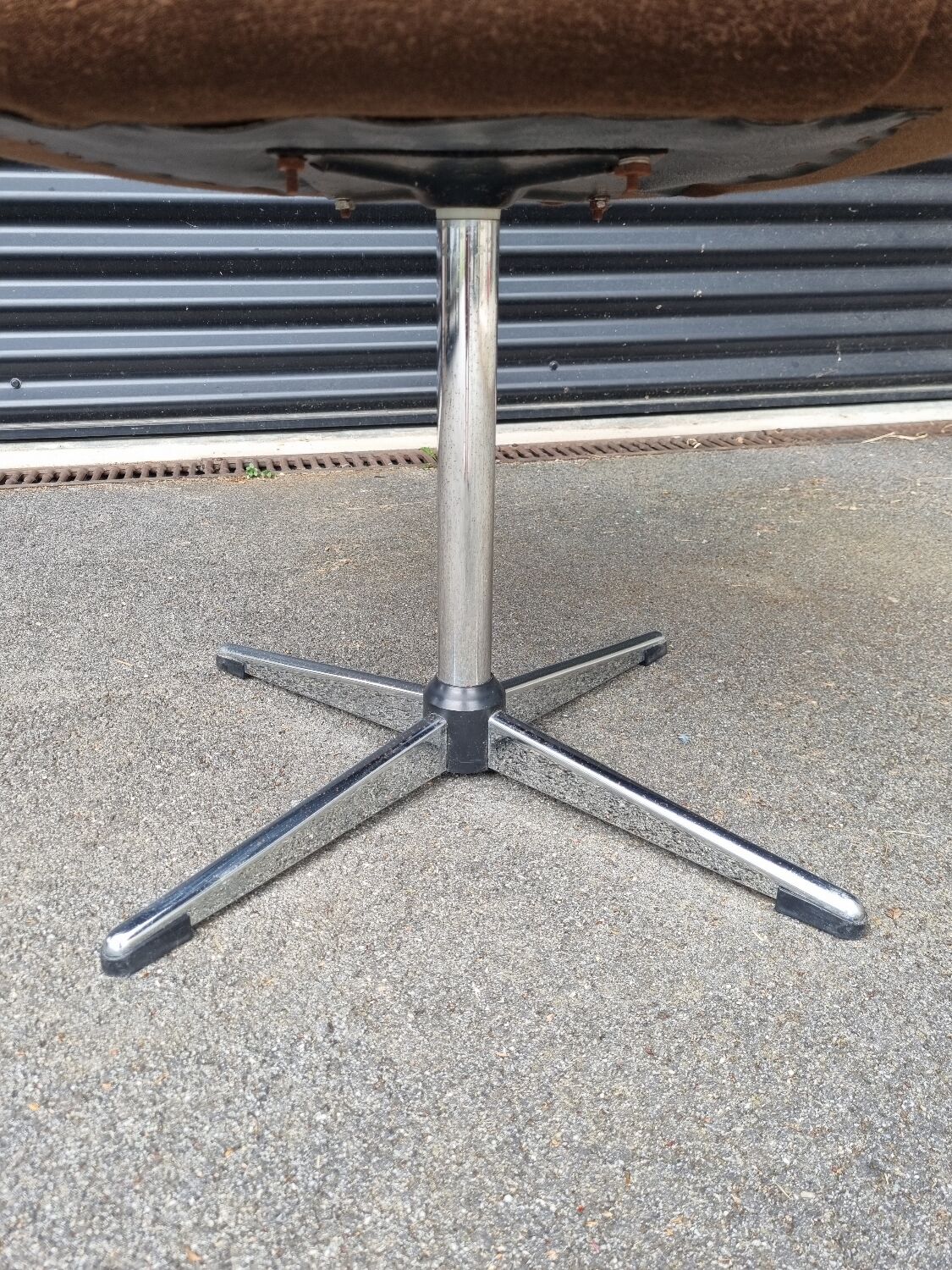 Shell armchair egg 1970