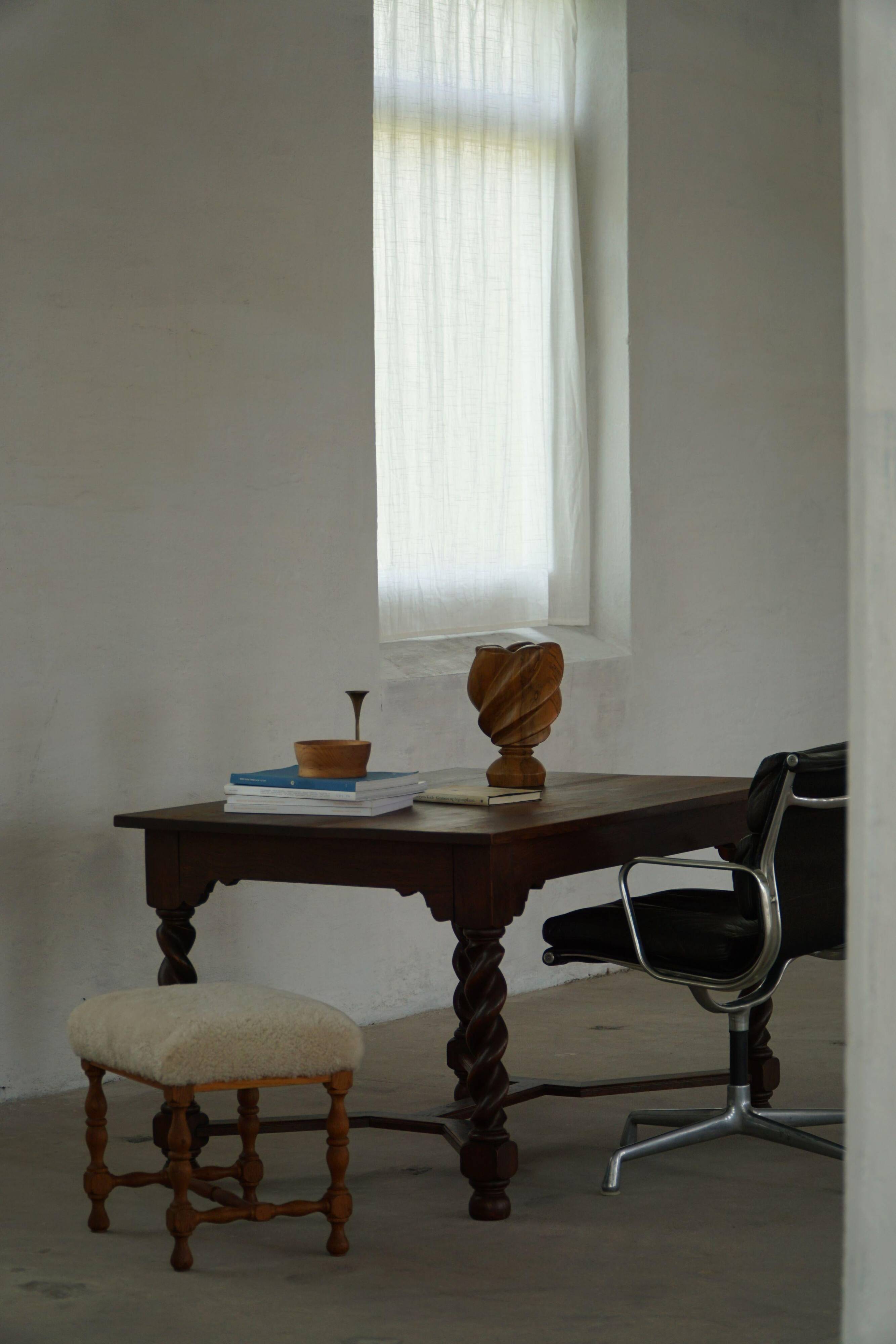 Bureau / Dining table in oak with Danish baroque inspiration and twisted legs, 1900s.