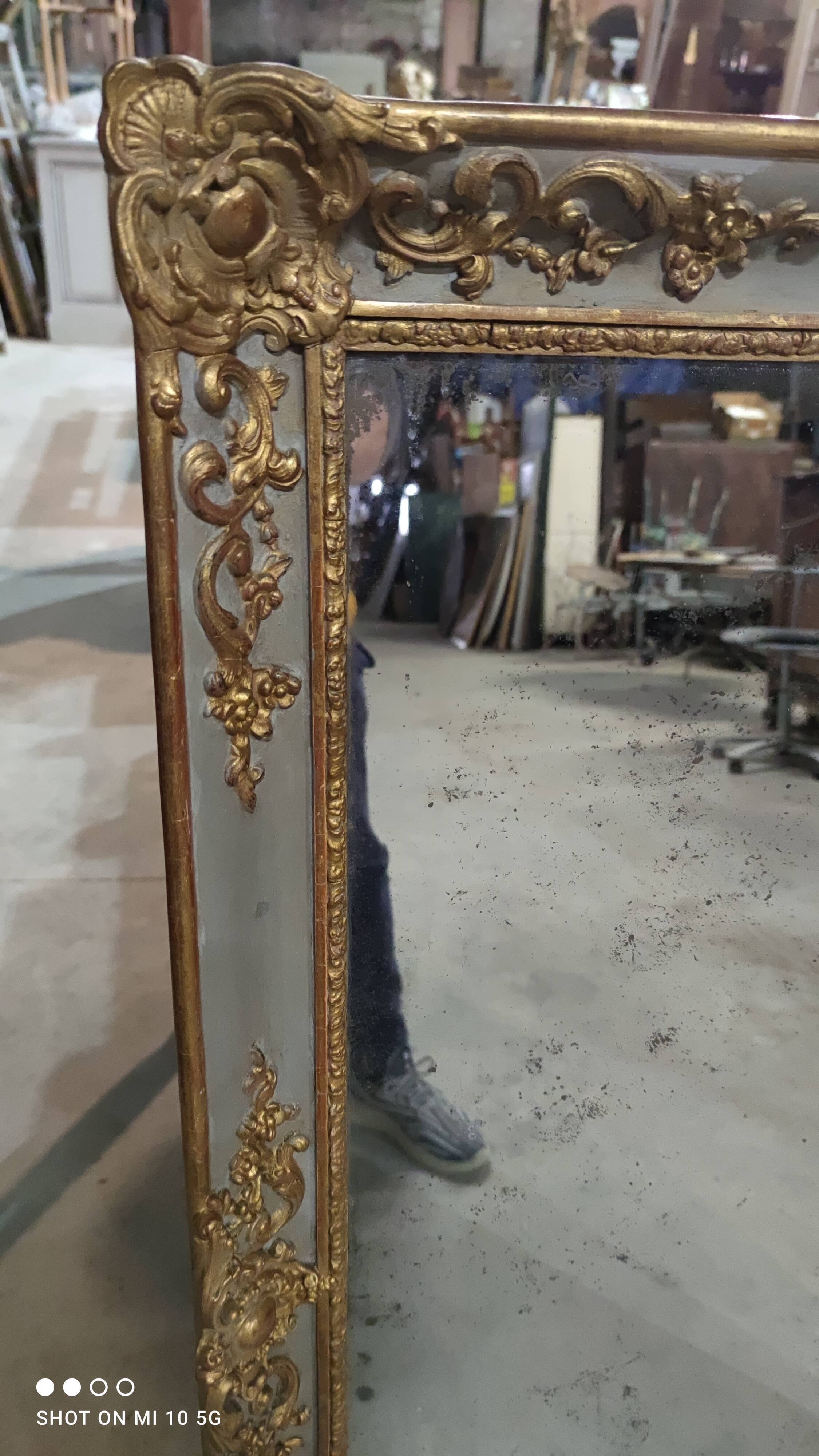Napoleon III period mirror in wood and gilded and painted stucco, 106x83 cm