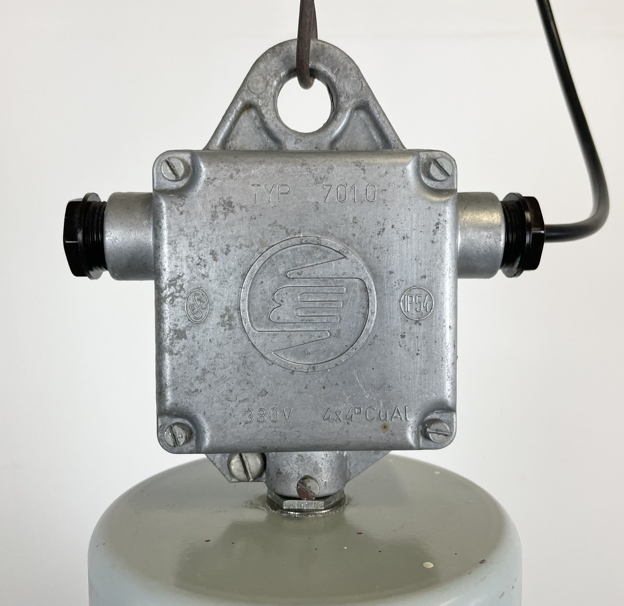Suspension industrielle en aluminium d’Elektrosvit, années 1960