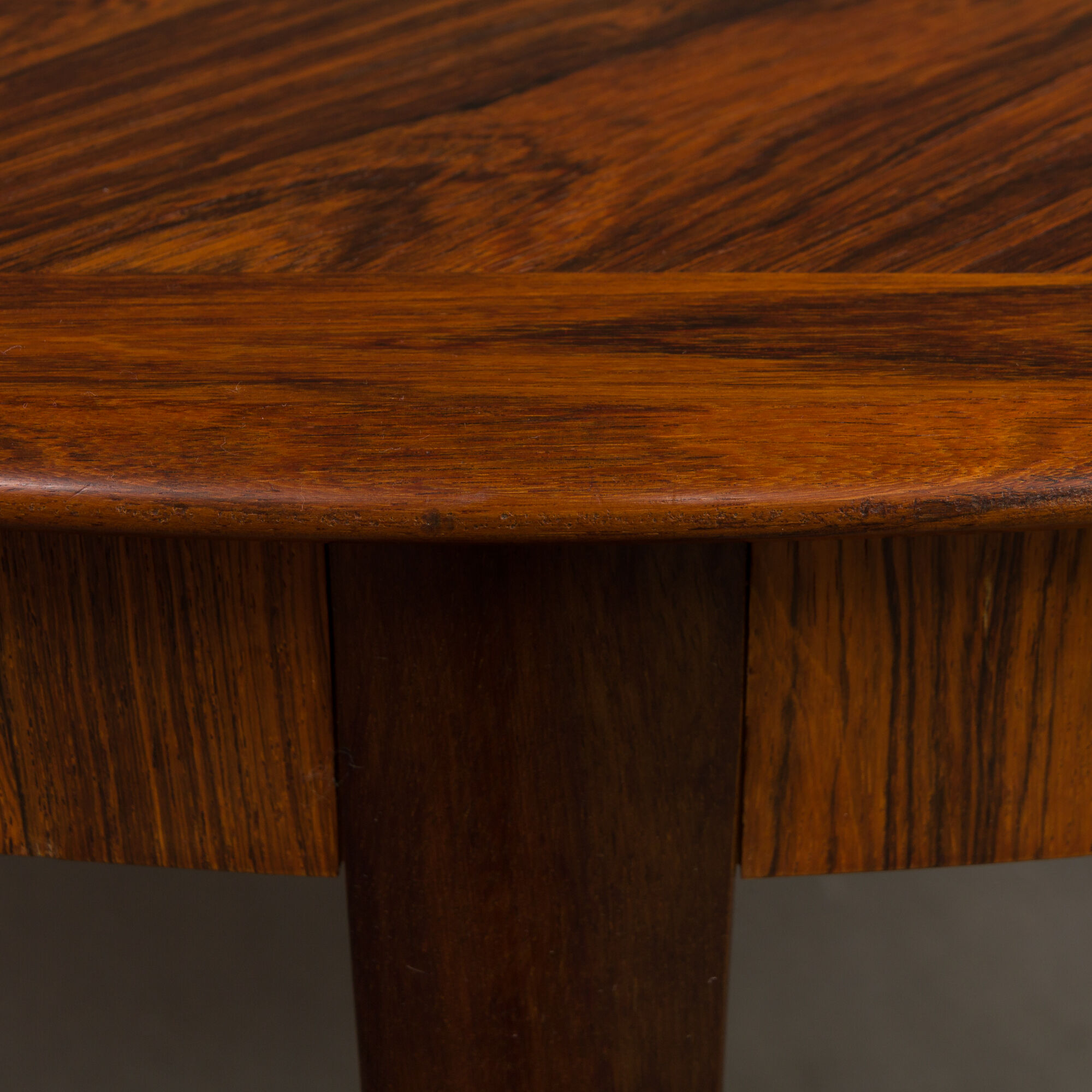 Danish Rio Palisander extension table in original lacquer, 1960s