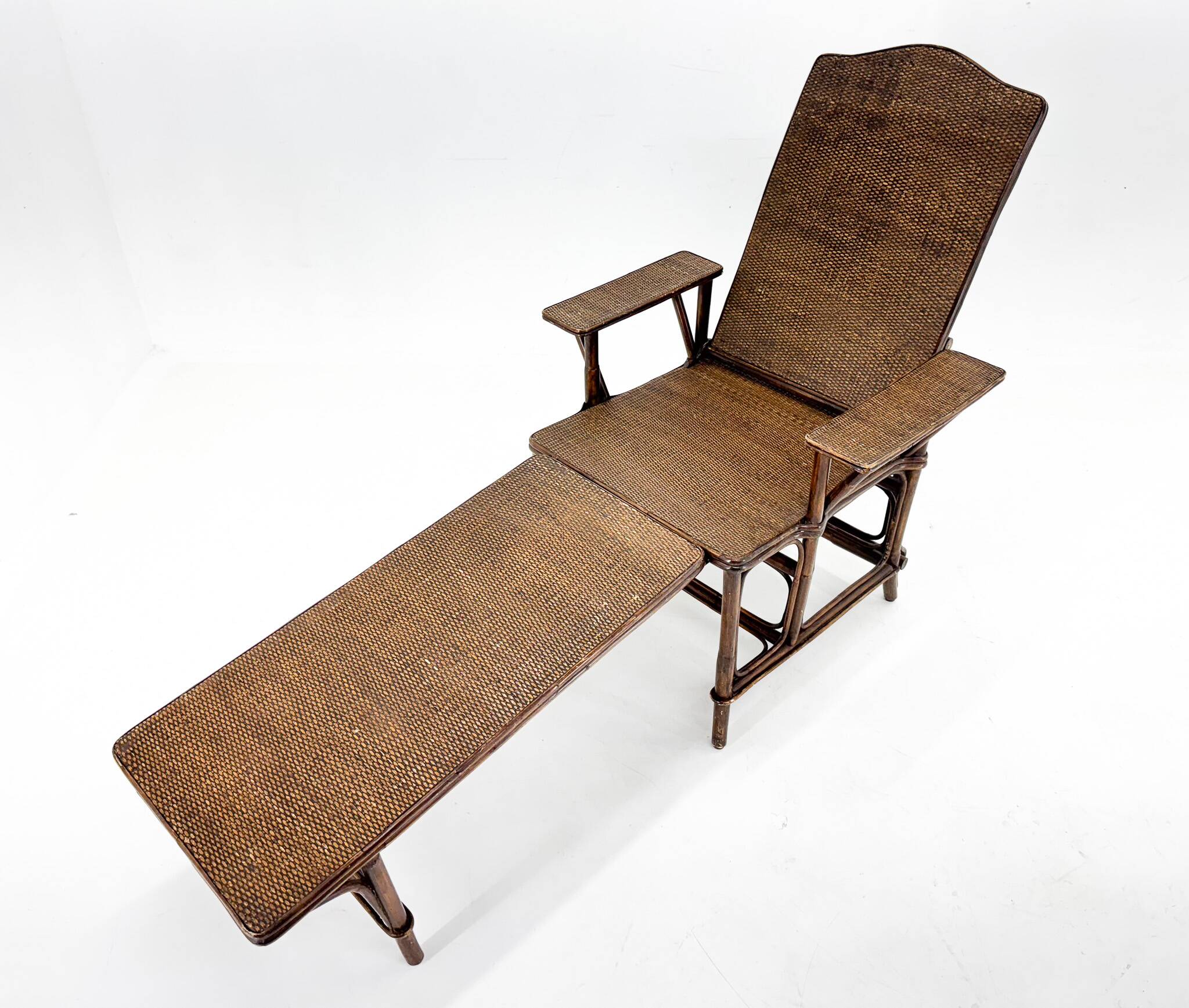 Art Deco French Bamboo & Wicker Chaise Lounge