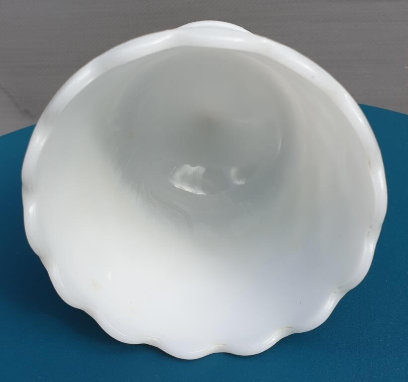 Opaline cup vase Brody USA 1950