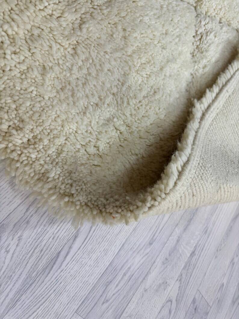 Berber Moroccan rug 250cm x 150cm