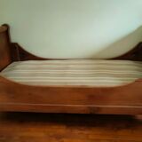 Boat bed in solid oak