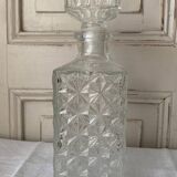 Carafe en verre ciselé
