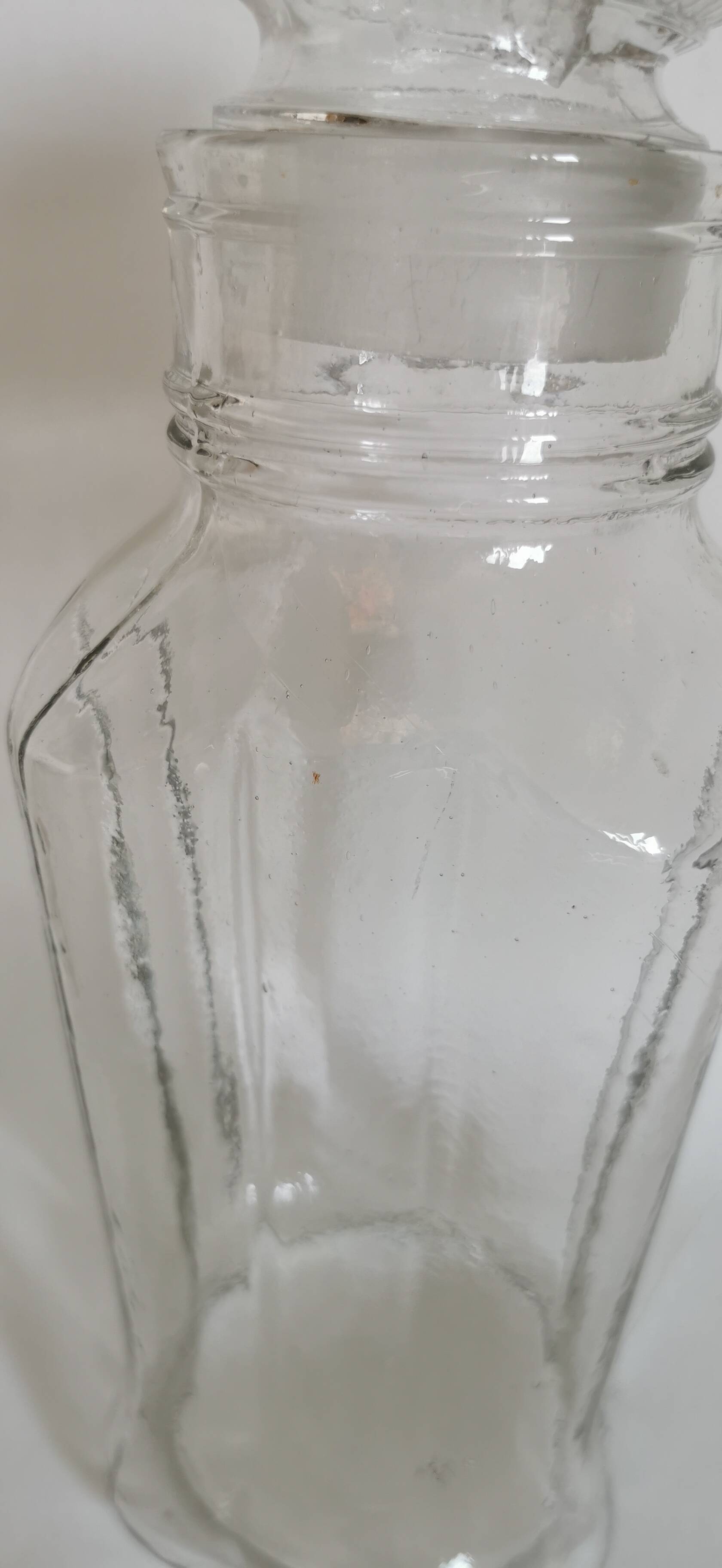 Sweet jar or apothecary jar