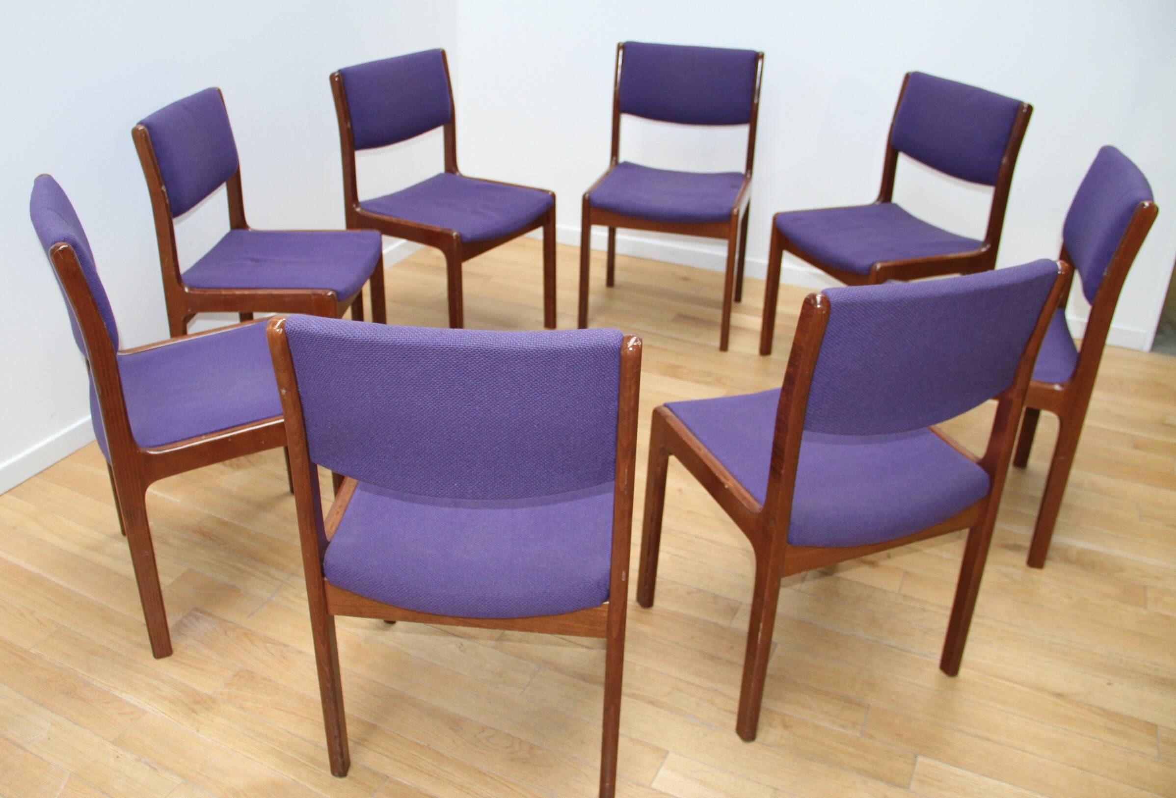 Vintage dining chair