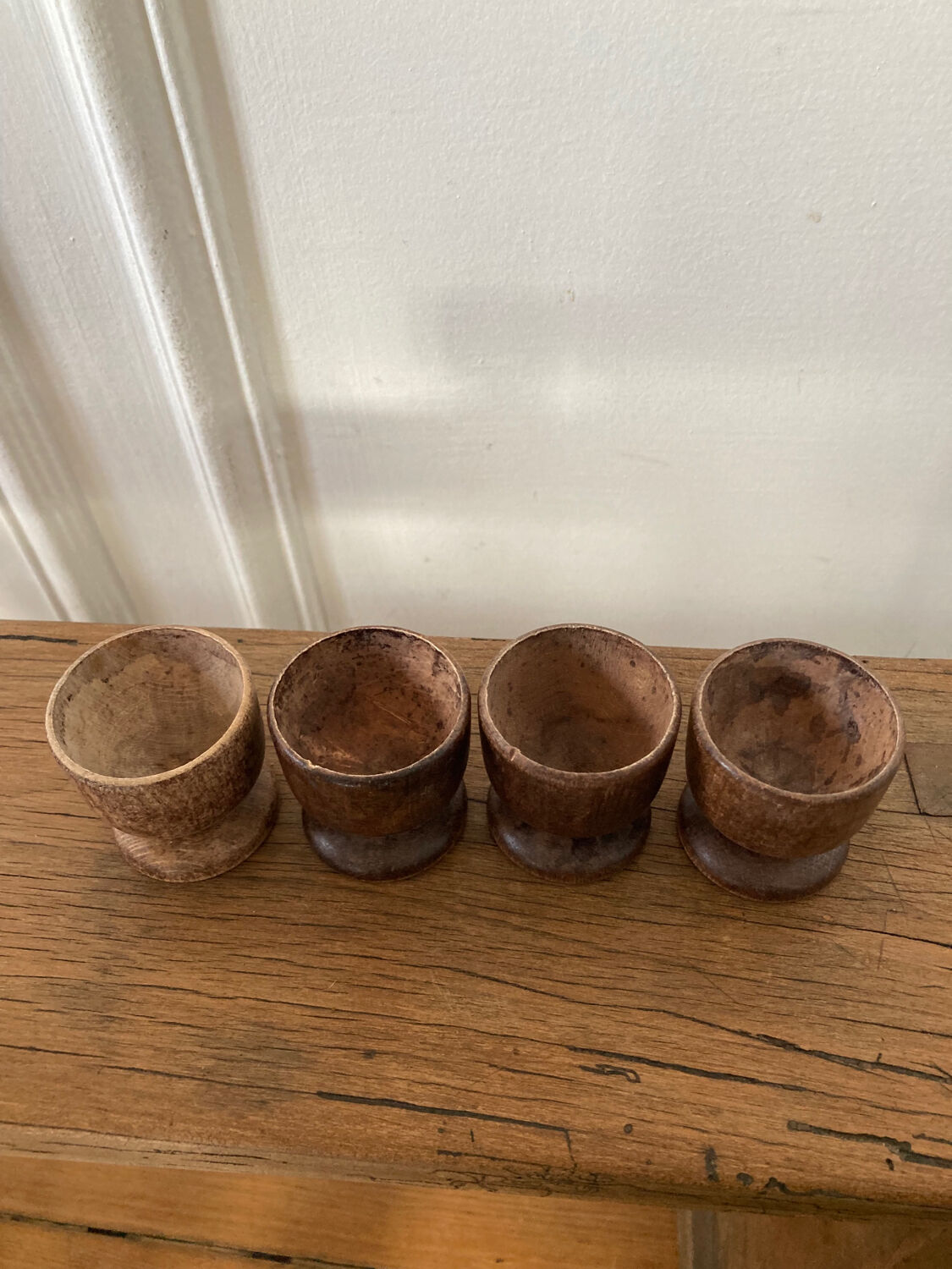 Set of 4 wooden shells