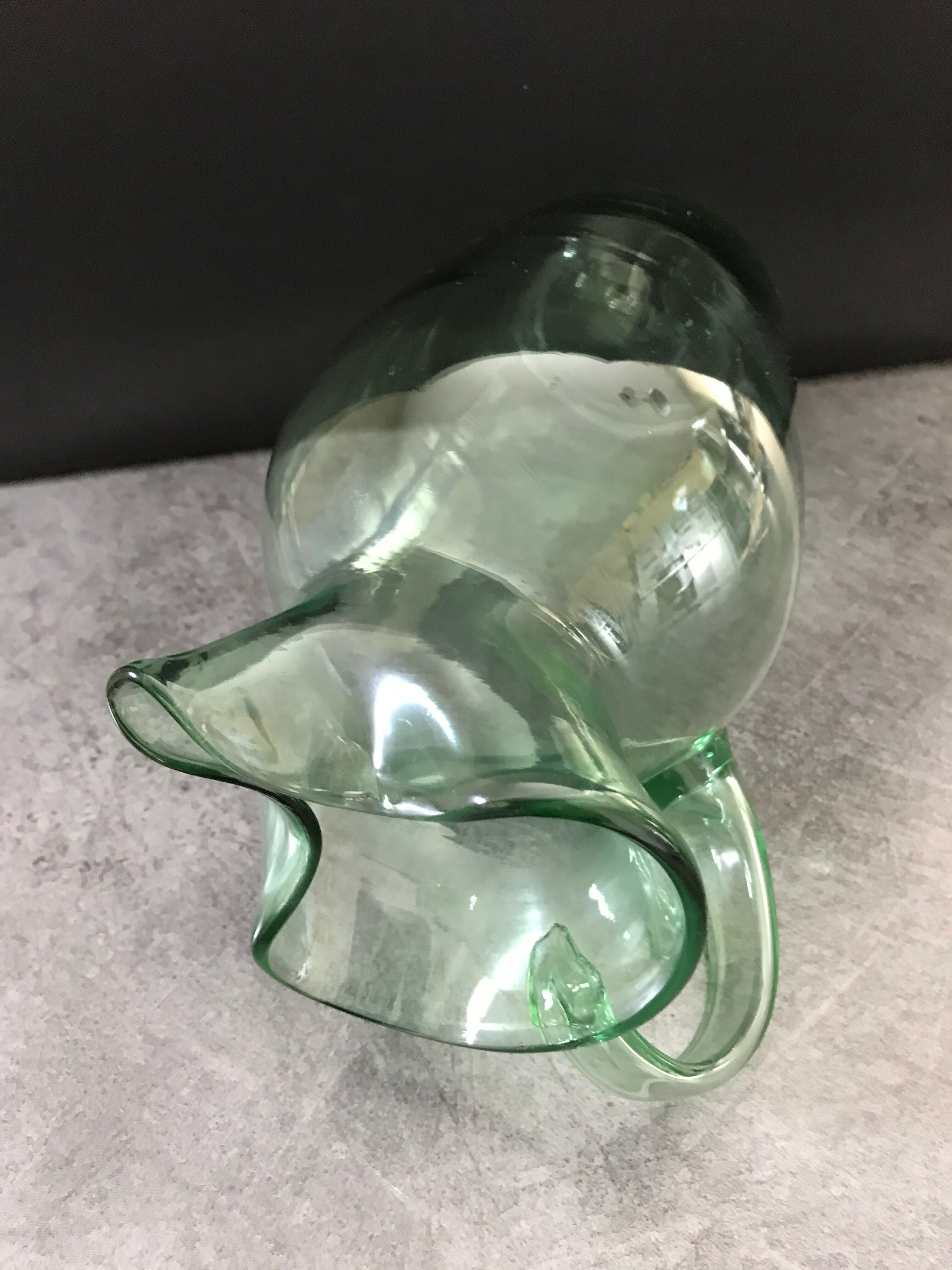 Broc vintage in glass green 25 cm