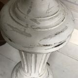 Wooden baluster lamp